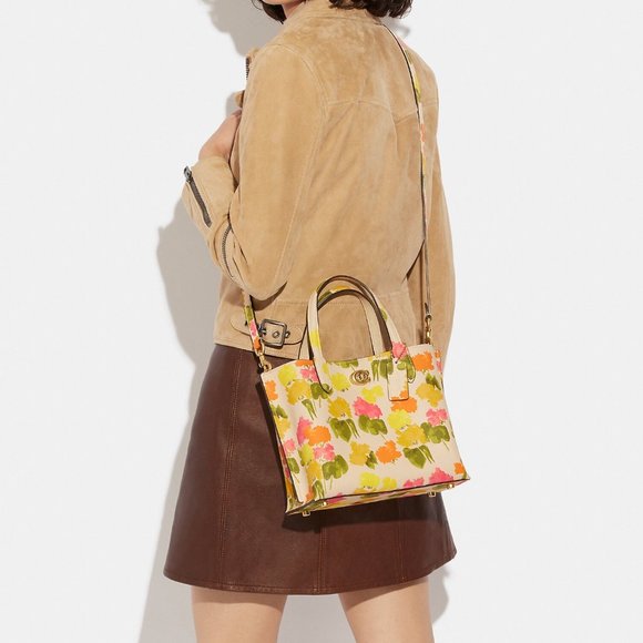 🌸🌿 Coach Willow Tote 24 With Floral Print - Picture 4 of 14